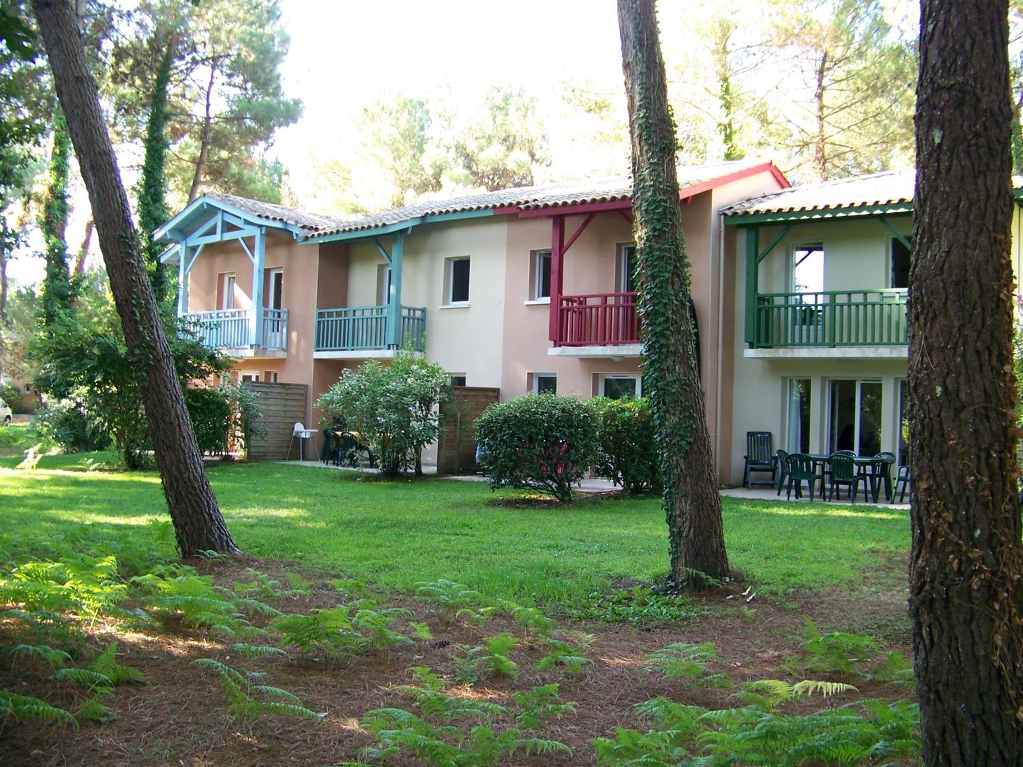 Jolie Petite Maison A Vieux Boucau Avec Piscine Chauffee - Domaine Du Golf De Pinsolle 수스톤 외부 사진